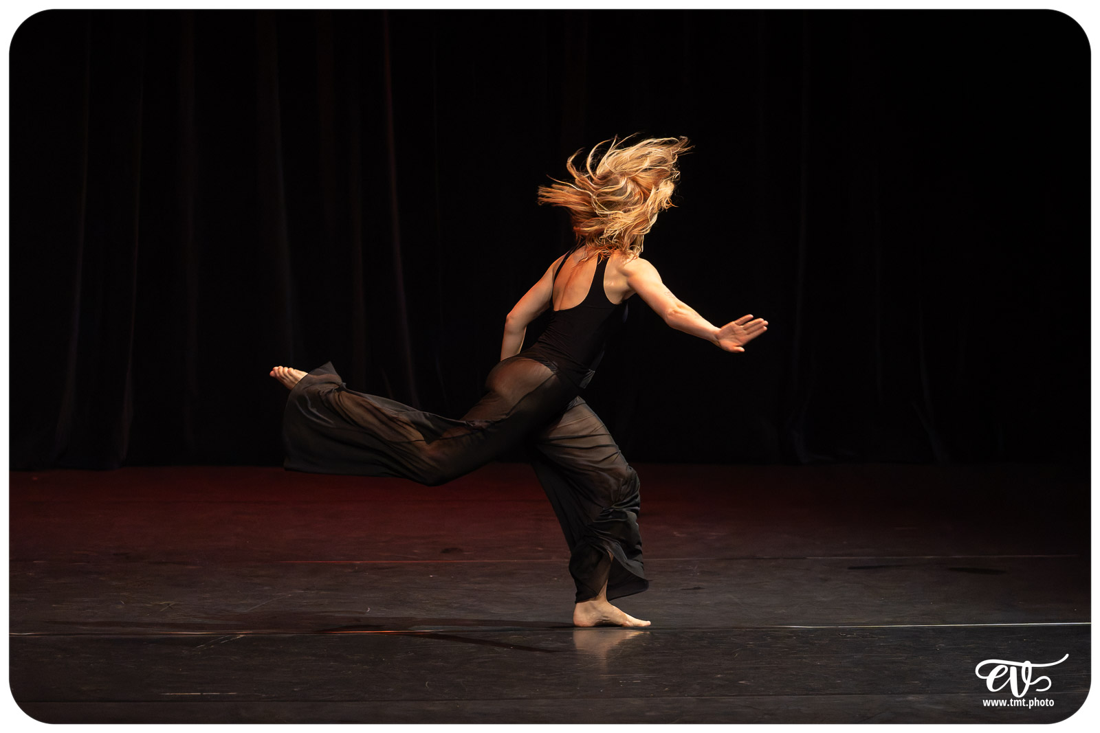 ECOLE DE DANSE CÉCILE ADAMOW